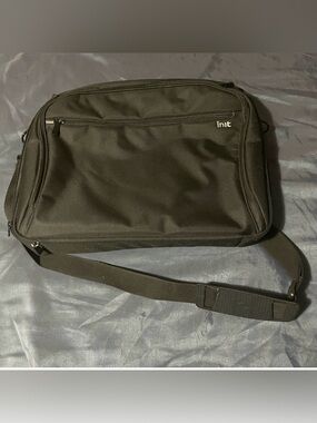 Black Laptop Bag with Front Zip Pocket